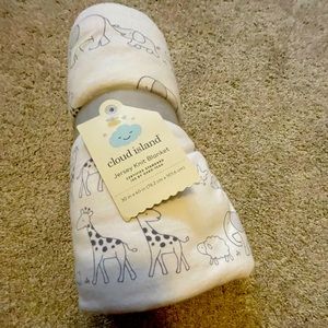 NWT Thick Baby Blanket
